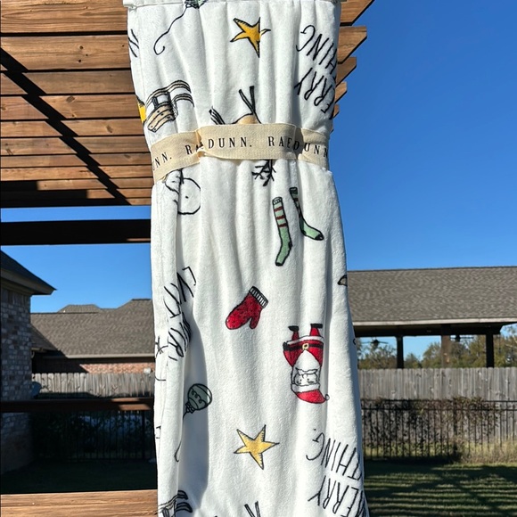 NWT! Rae Dunn Soft Plush ThrowHoliday Blanket - Picture 4 of 6